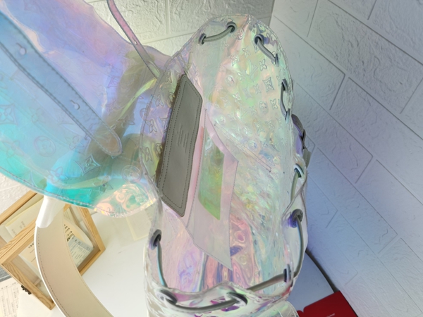 ルイヴィトンバッグ角部分ディテール